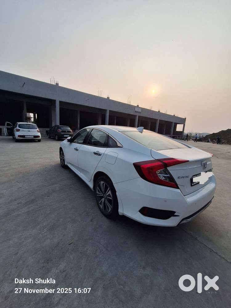 Honda Civic 1.8 V Mt Sunroof, 2019, Petrol