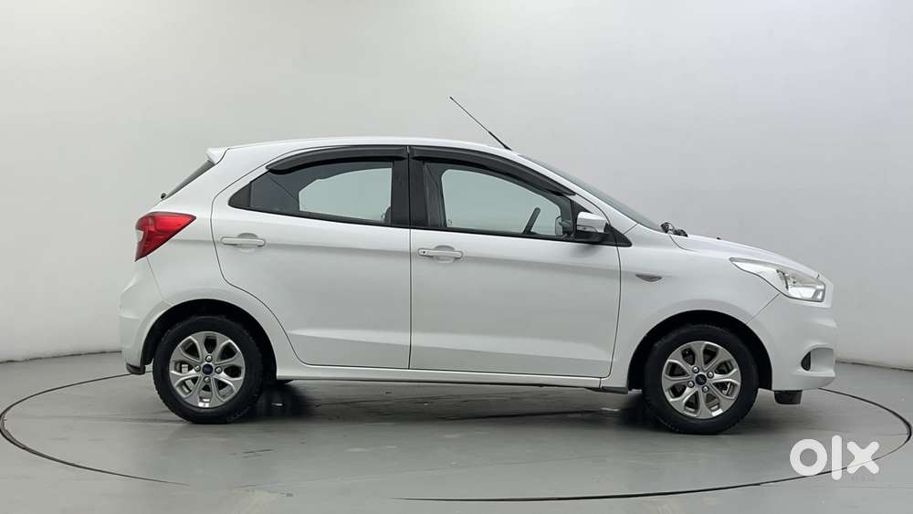 Ford Figo Petrol Titanium, 2016, Petrol