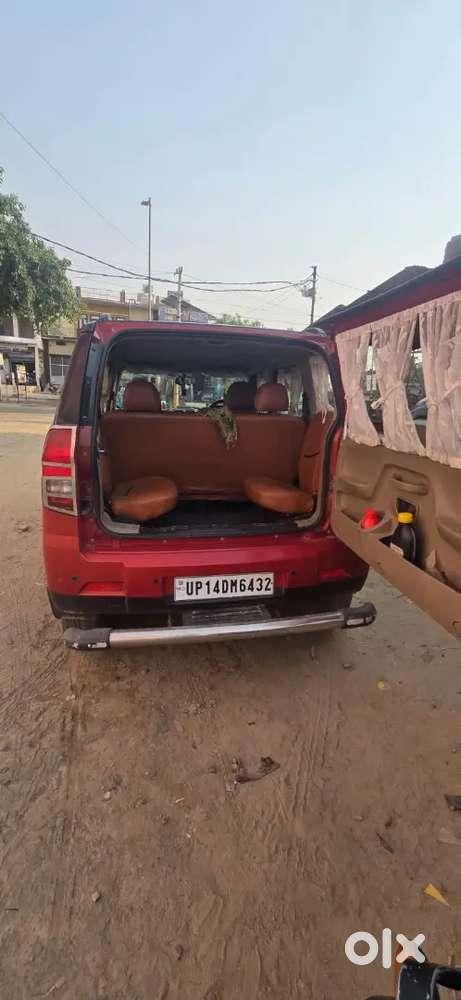 Mahindra Tuv 300 2018