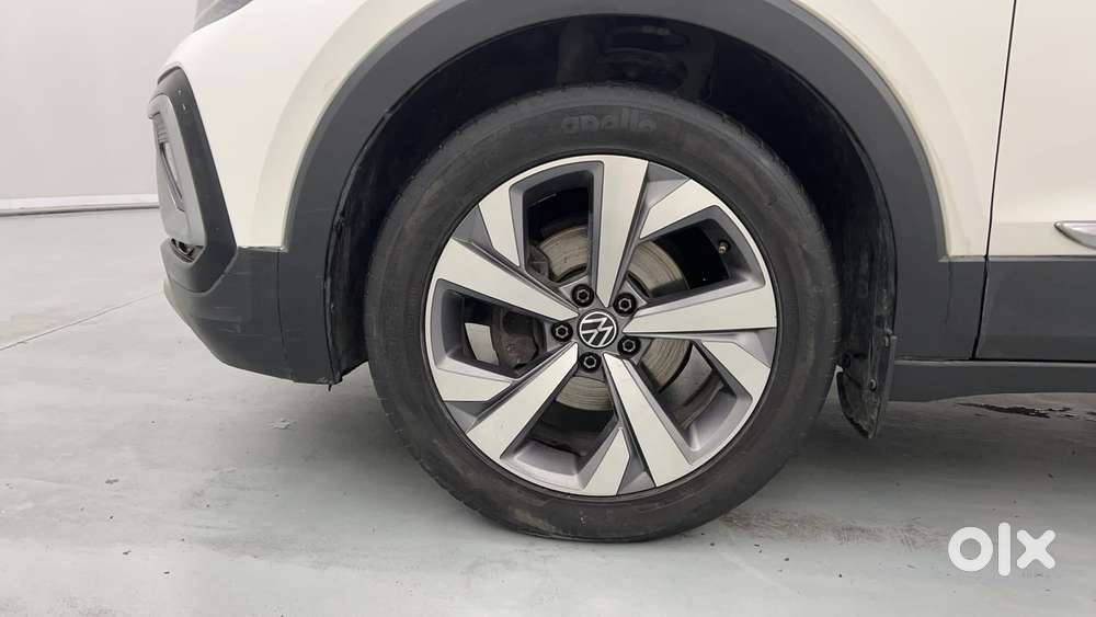 Volkswagen Taigun Topline 1.0 Tsi At (electric Seats), 2022, Petrol