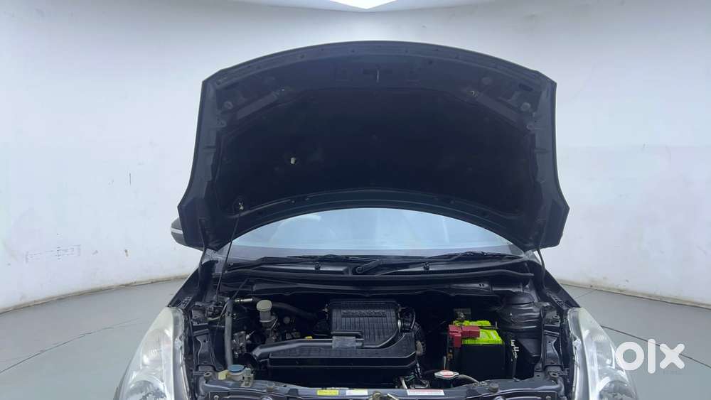 Maruti Suzuki Swift Vvt Vxi, 2017, Petrol