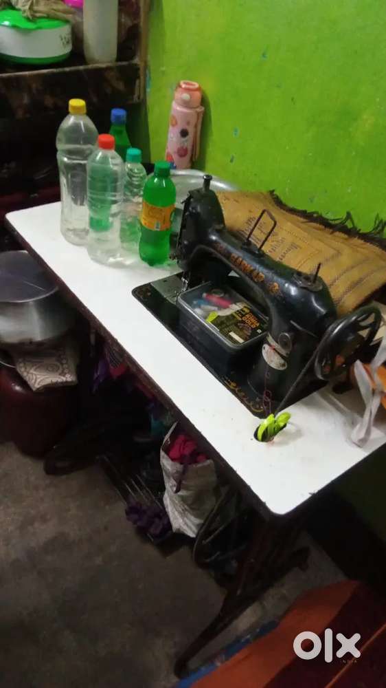 1003 silai masin...good condition running