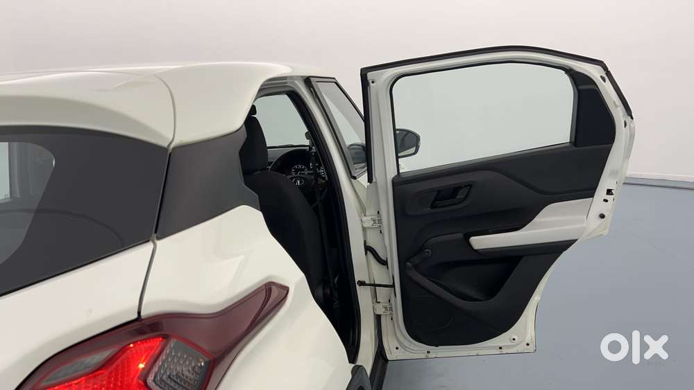 Tata Punch Pure, 2023, Petrol
