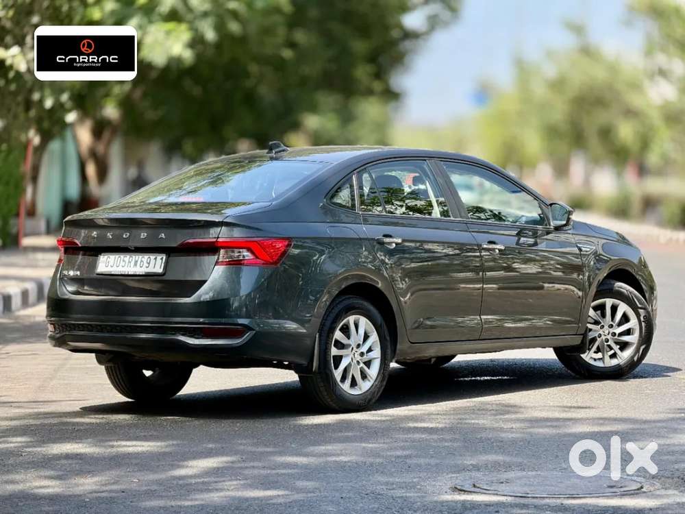 Skoda Slavia Ambition 1.0l Tsi At, 2024, Petrol