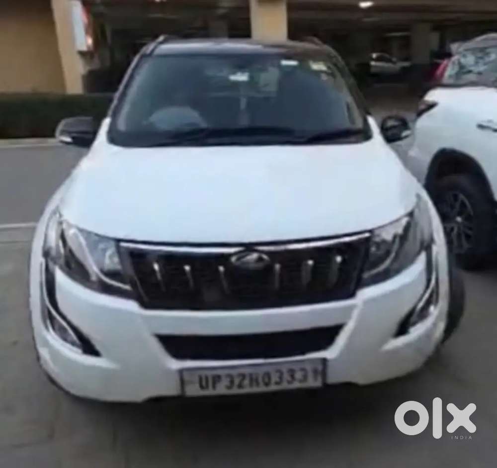 Mahindra Xuv500 2017 Diesel 98000 Km Driven