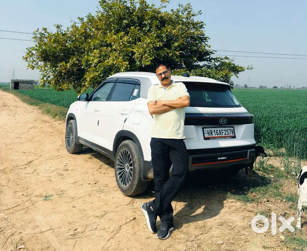 1.6 Lakh Extra Saman Laga Huwa . White Colour Ek Dum Showroom Conditio