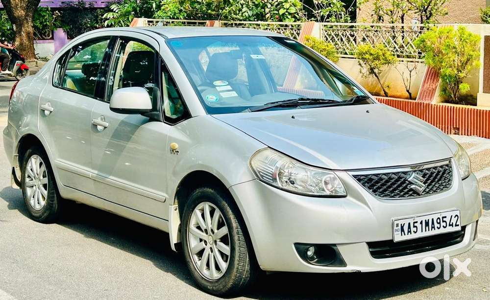 Maruti Suzuki Sx4 Zxi, 2011, Petrol