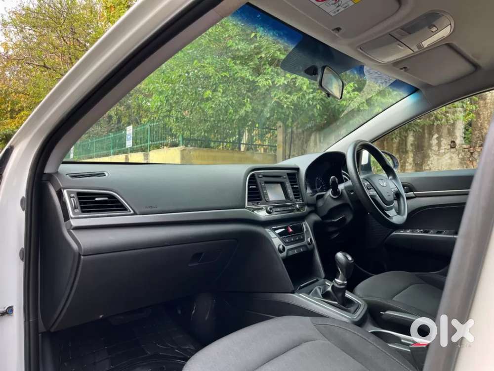 Hyundai Elantra 2.0 S, 2019, Petrol
