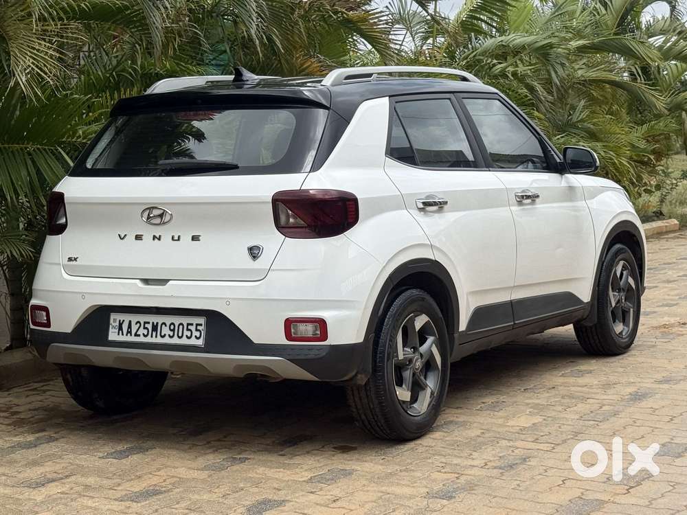 Hyundai Venue 1.5 Crdi Sx (o) Dual Tone, 2020, Diesel