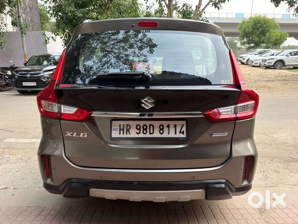 Maruti Suzuki Xl6 1.5 Zeta At, 2022, Petrol