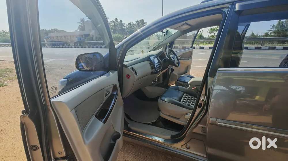 Toyota Innova 2013 Diesel Well Maintained