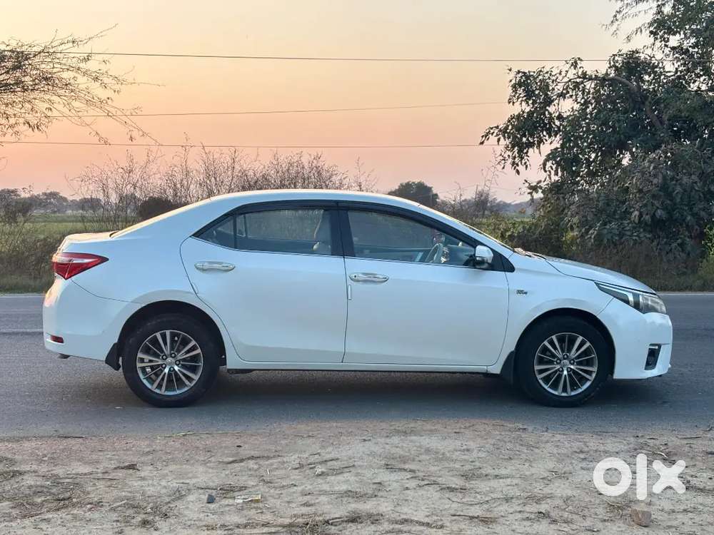 Toyota Corolla Altis