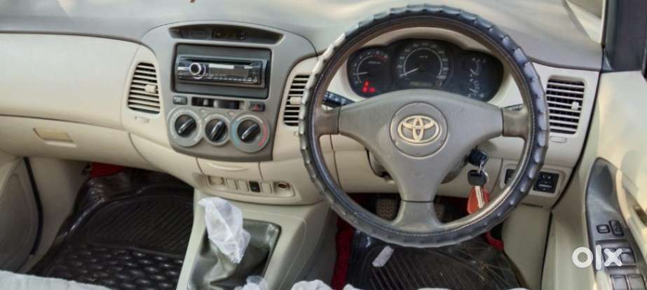 Toyota Innova 2009-2011 2.0 G4 Petrol 8-seater, 2009, Diesel