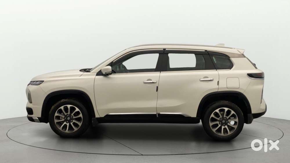 Maruti Suzuki Grand Vitara 1.5 Alpha Plus Intelligent Hybrid Ecvt, 2..