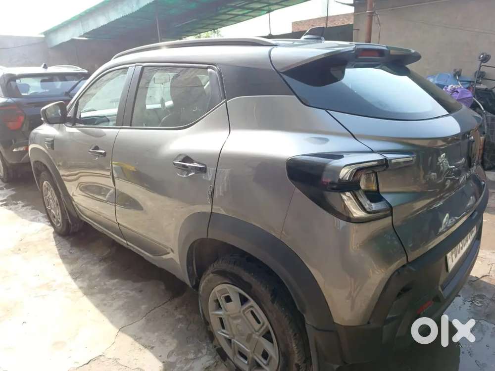 Renault Kiger 2025 Petrol 9000 Km Driven