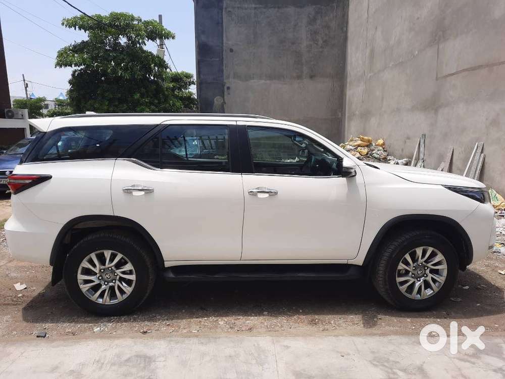 Toyota Fortuner 2021 4x4 Sigma 4 Manual  Excellent Condition  39,000