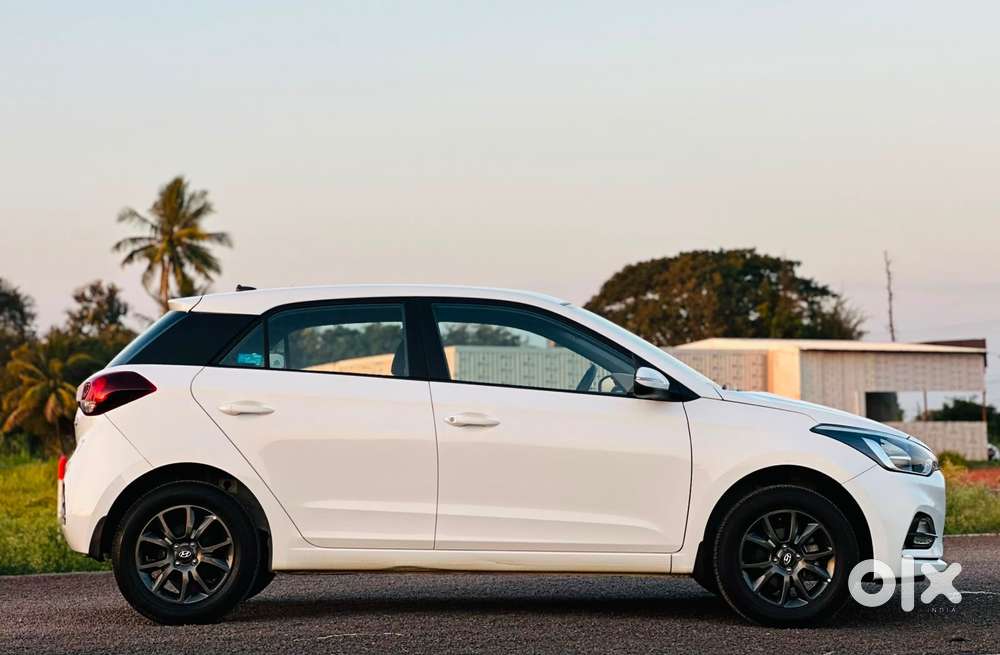 Hyundai Elite I20 Sportz (o) 1.2, 2020, Petrol