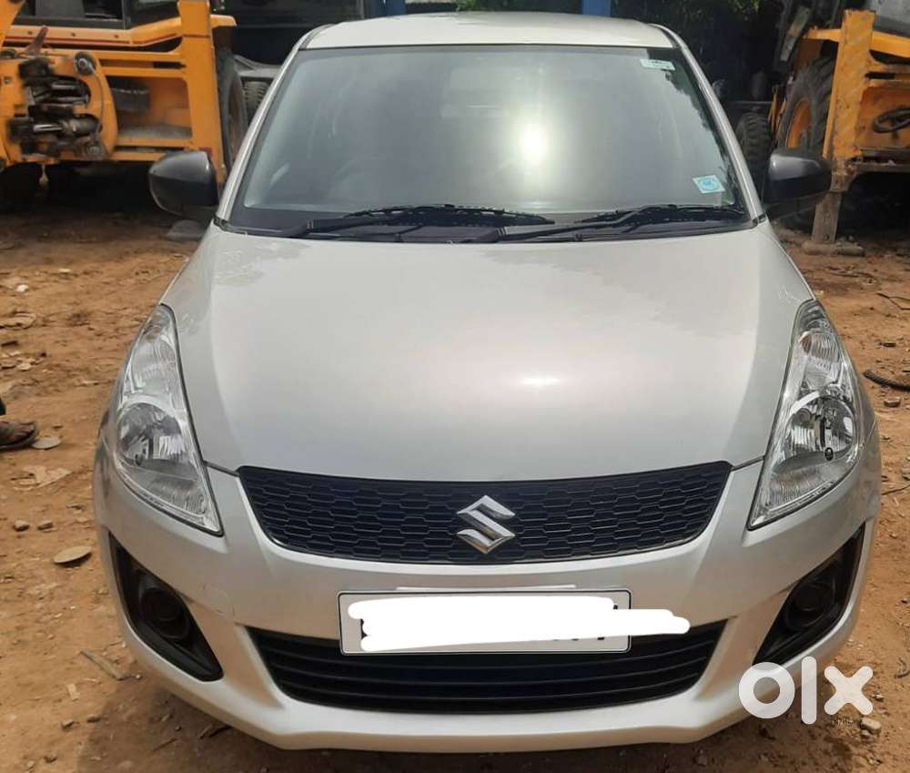 Maruti Suzuki Swift Lxi Optional-o, 2017, Petrol