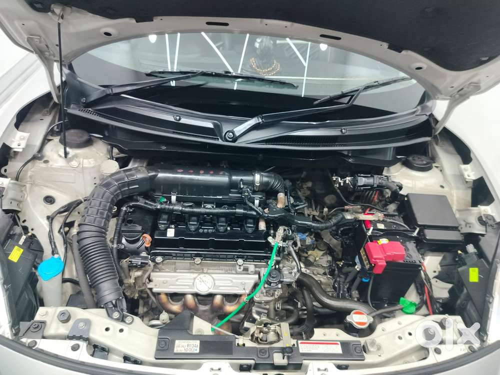 Maruti Suzuki Swift Vxi + Manual, 2023, Petrol