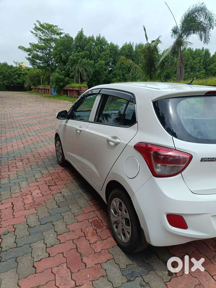 Hyundai Grand I10 Magna, 2015, Petrol