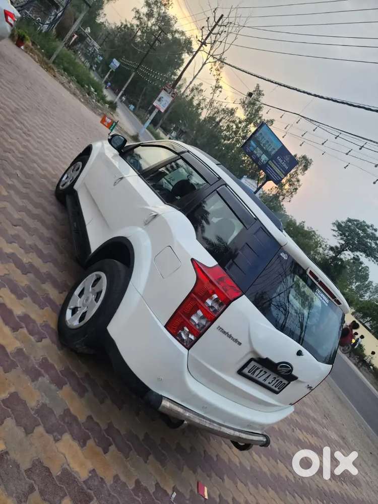 Mahindra Xuv500 2015 Diesel 72000 Km Driven