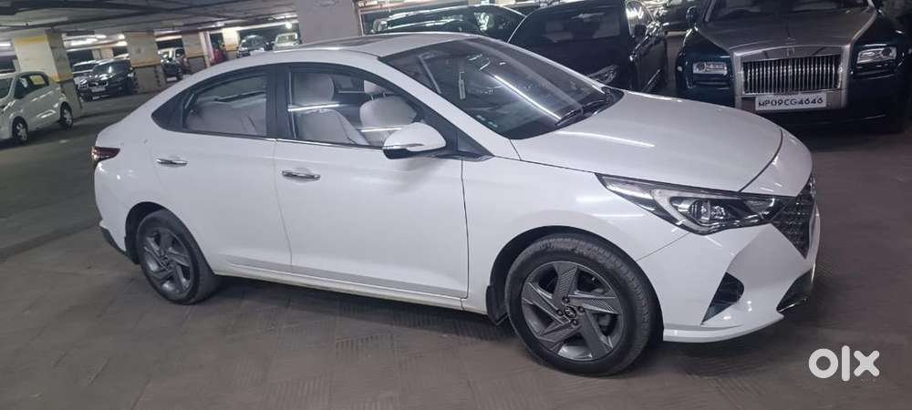 Hyundai Verna 2022 Diesel 29700 Km Driven