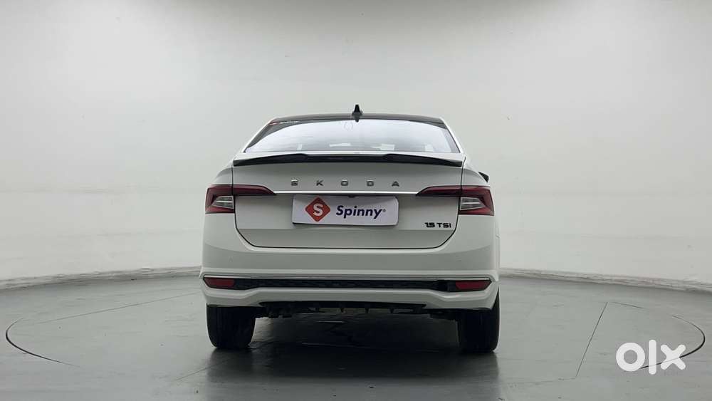 Skoda Slavia Style 1.5l Tsi Dsg, 2023, Petrol