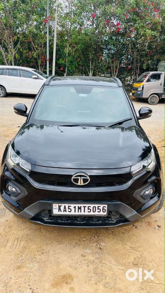 Tata Nexon, 2022, Petrol