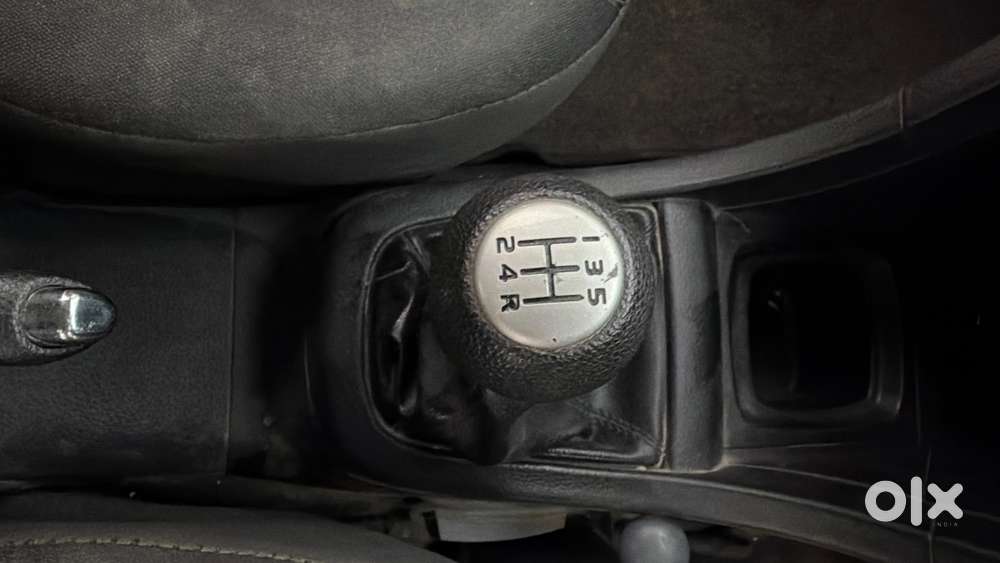 Maruti Suzuki Swift Zxi, 2016, Petrol