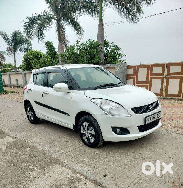 Maruti Suzuki Swift Vxi + Manual, 2014, Petrol