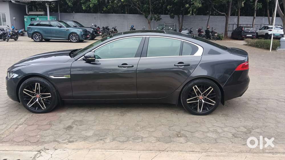 Jaguar Xe Prestige, 2016, Petrol
