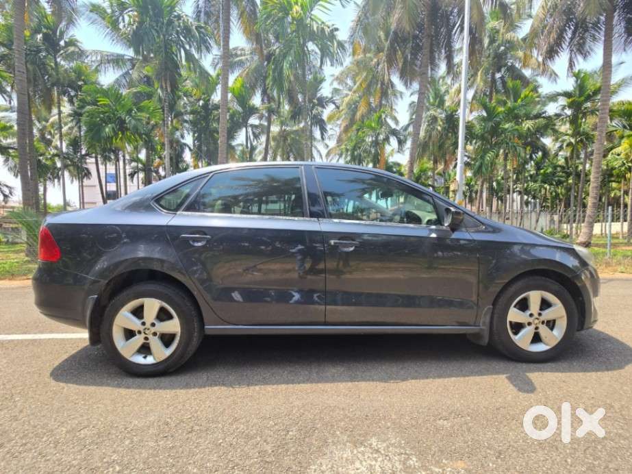 Skoda Rapid 2013-2016 1.5 Tdi At Ambition With Alloy Wheel, 2016, Di..