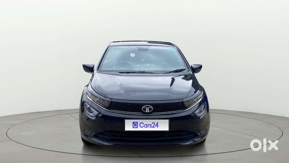 Tata Altroz Xza Plus (s) Dark Edition, 2023, Petrol