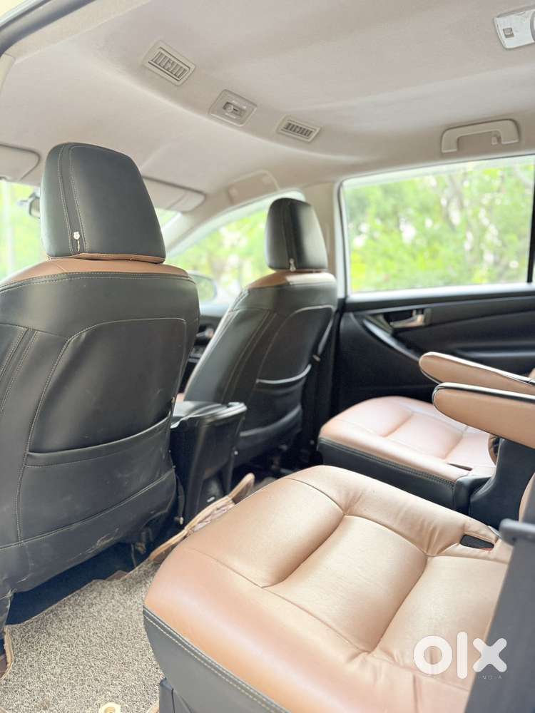 Toyota Innova Crysta 2.8 Gx At 8s, 2020, Diesel