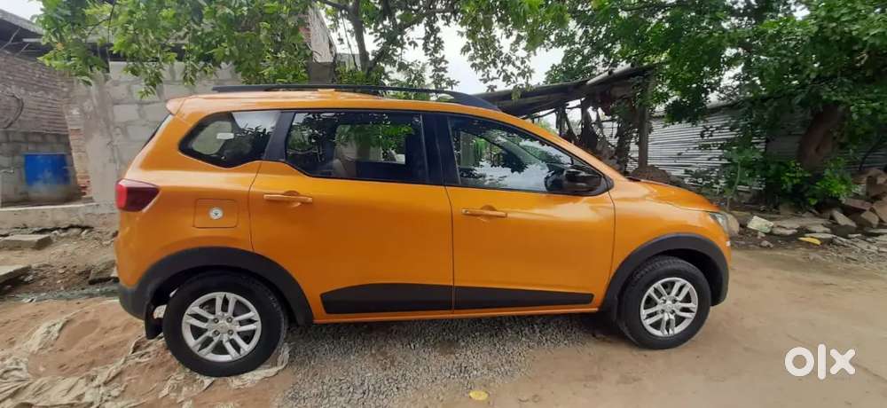 Renault Triber 2023 Petrol Well Maintained