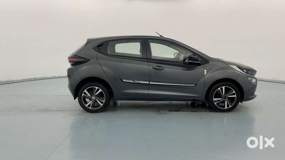 Tata Altroz Xz, 2022, Petrol