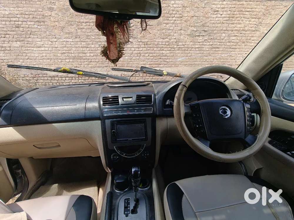 Mahindra Ssangyong Rexton 2013