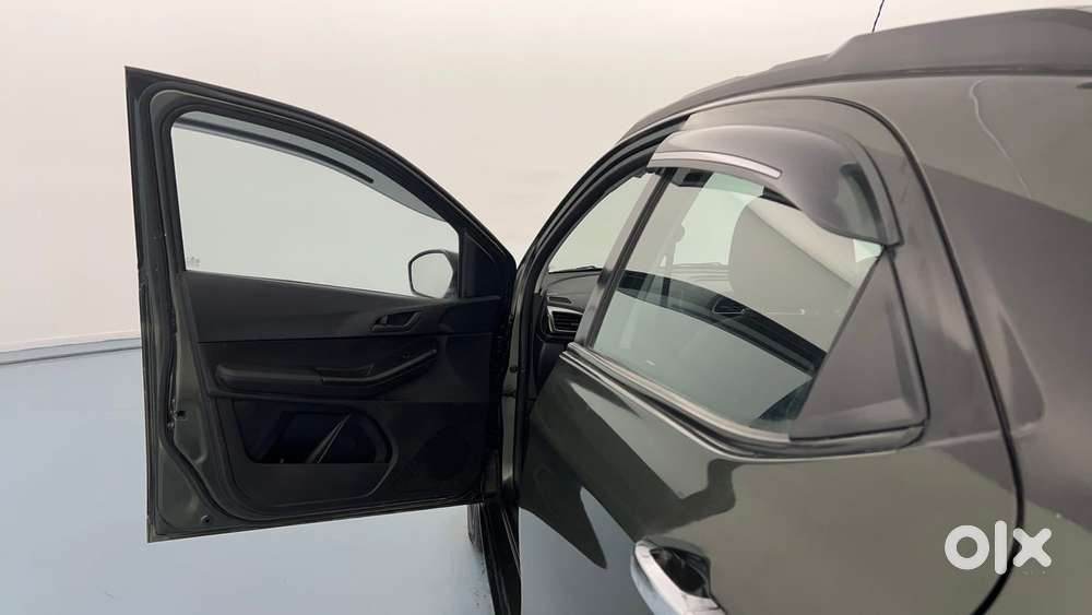 Tata Tiago Nrg 1.2 Xt Mt, 2022, Petrol