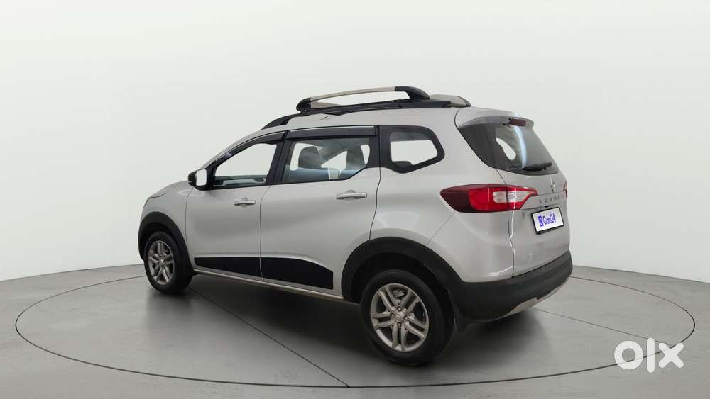 Renault Triber Rxz, 2024, Petrol