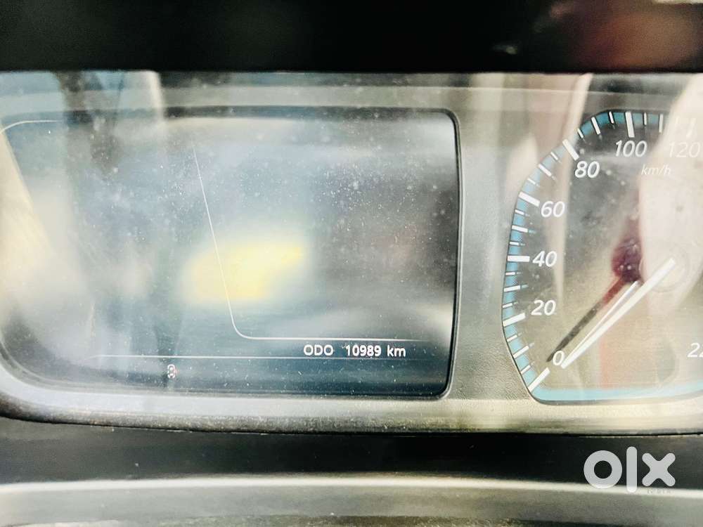 Tata Altroz Xz Plus (s), 2023, Petrol