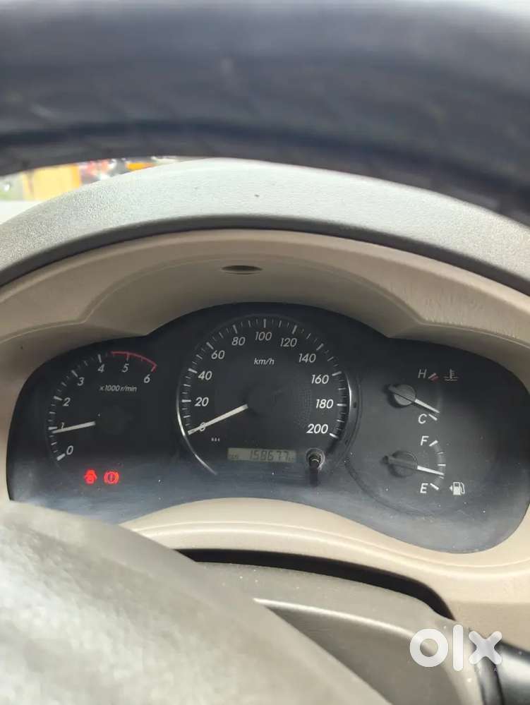 Toyota Innova Diesel 2014