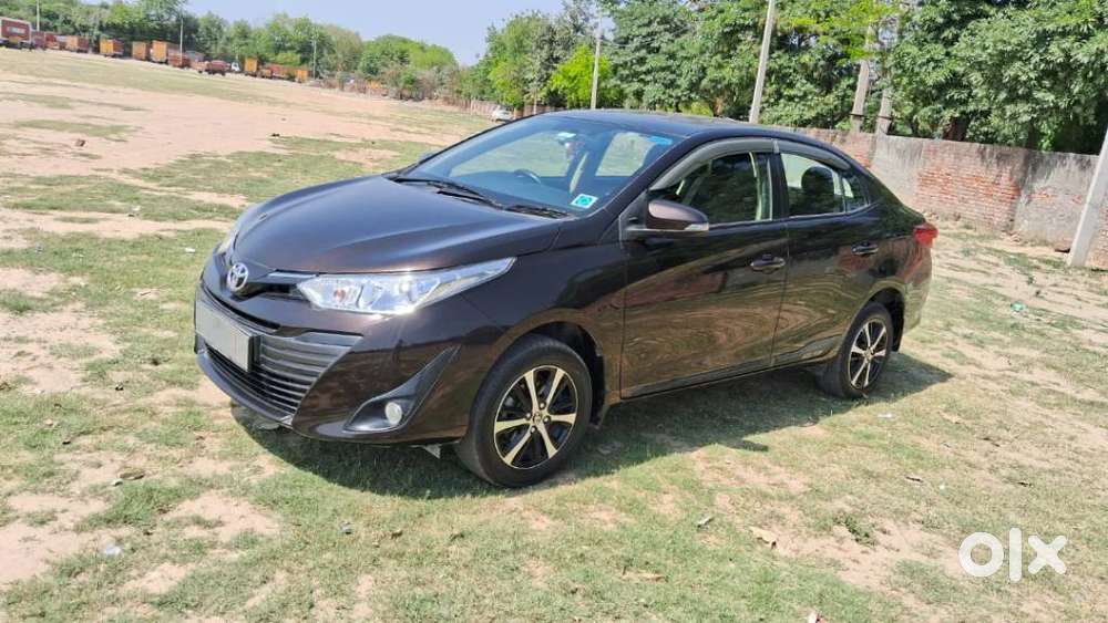 Toyota Yaris G Cvt, 2020, Petrol