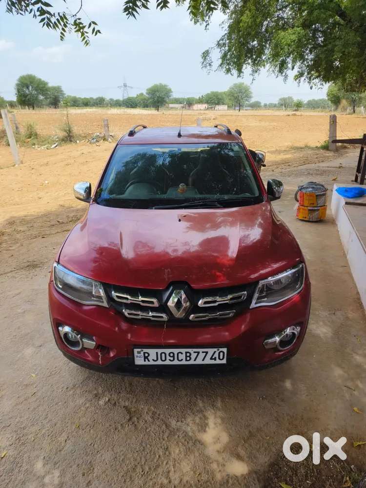 Renault Car Sale Red Color 2017