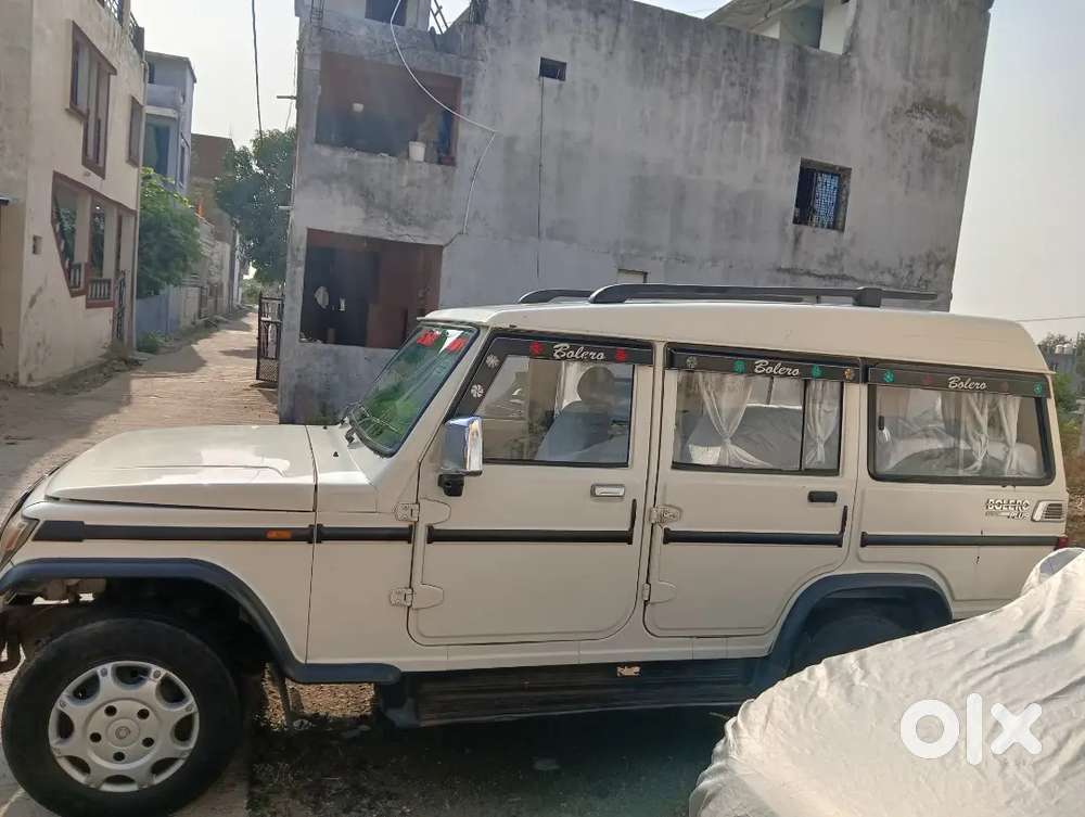 Mahindra Bolero Xl 2wd 9-str Bs Iii (2015 Model)