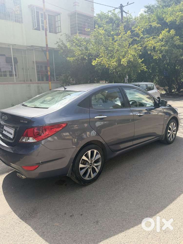 Hyundai Verna 1.6 Sx Vtvt (o), 2014, Petrol