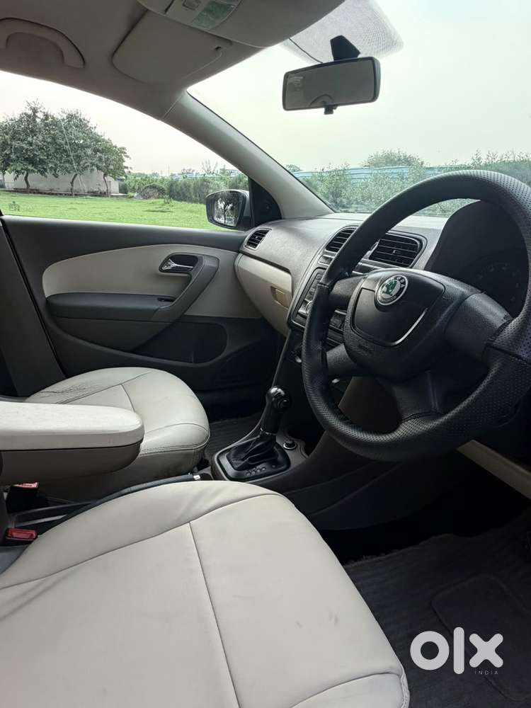 Skoda Rapid, 2012, Petrol