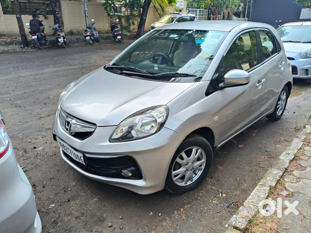 Honda Brio V Automatic, 2012, Petrol