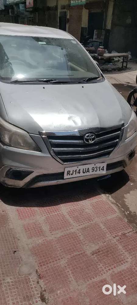 Toyota Innova Car 2007 Model Diesel