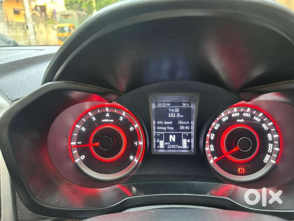  Mahindra Xuv300 W8 Optional Petrol 2022 Petrol