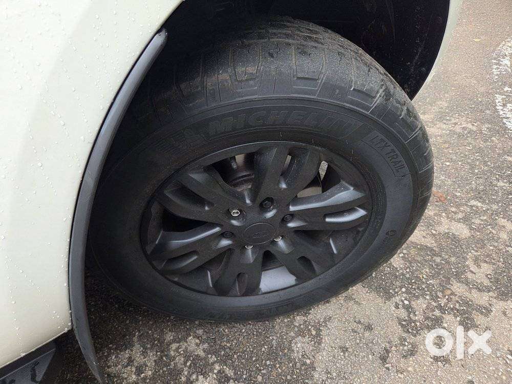Ford Endeavour 3.2 Titanium At 4x4, 2017, Diesel